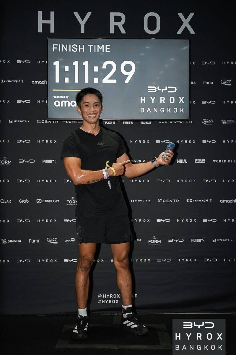 Long Vũ at the HYROX Bangkok finish